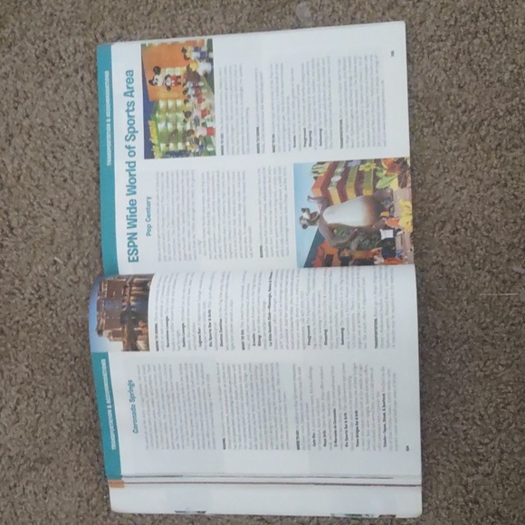 PRE OWNED COLLECTOR ITEM  WALT DISNEY WORLD THE OFFICIAL VACATION GUIDE 2023 - Picture 4 of 10